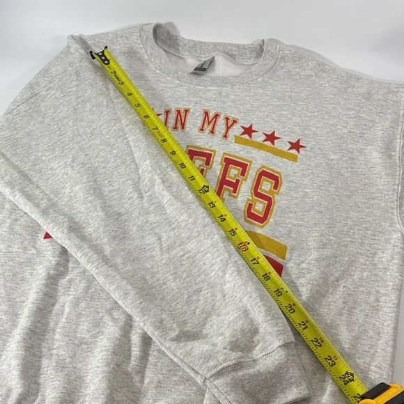 Gray “In My Chiefs Era” Sweater Size Large - Picture 7 of 7